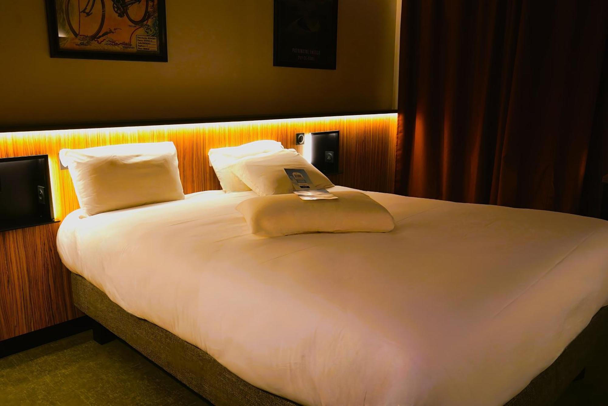 กีริอาด เคร์มง เฟรร็อง นอร์ด - ริอง Hotel รีอง ภายนอก รูปภาพ
