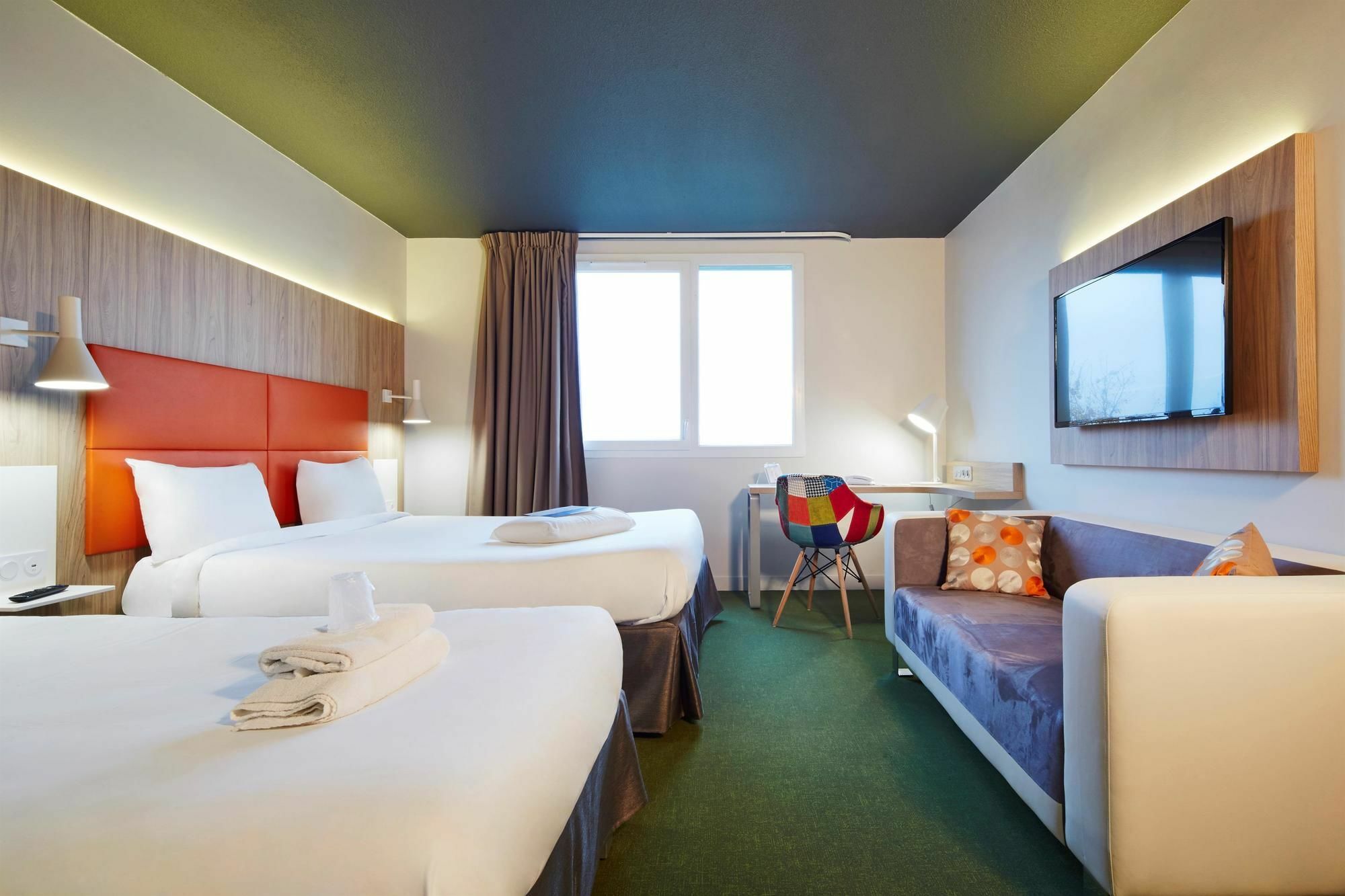 กีริอาด เคร์มง เฟรร็อง นอร์ด - ริอง Hotel รีอง ภายนอก รูปภาพ